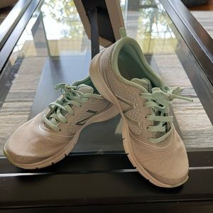 New Balance Women’s Sneakers